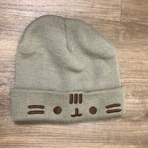 Pusheen cat beanie